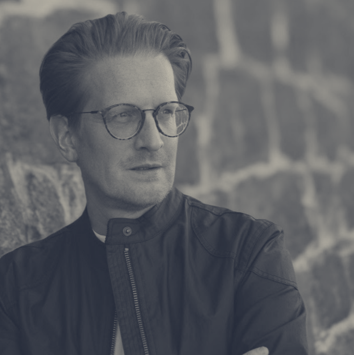 Autorenporträt Dirk Naumann